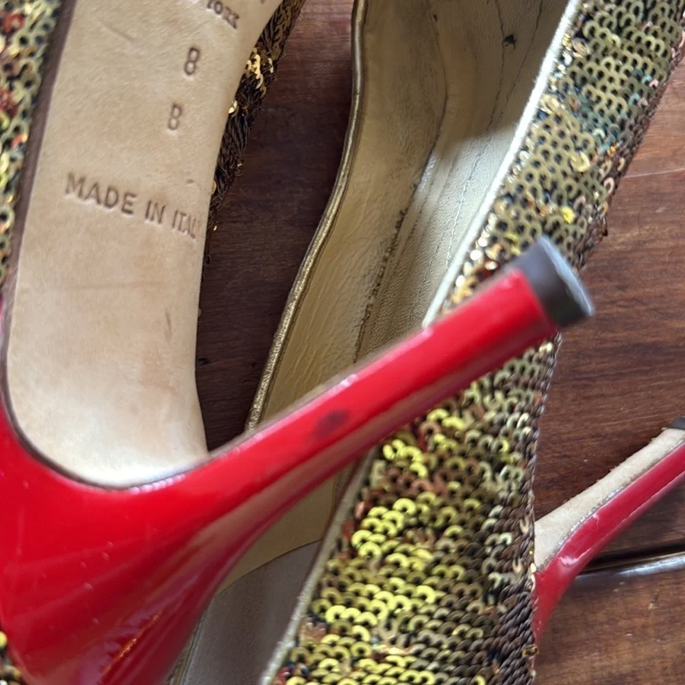 Kate Spade New York gold sequin red heel stiletto pumps size 8 Made in Italy